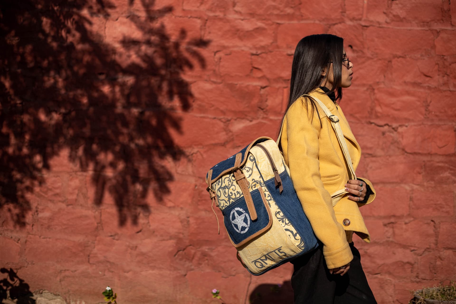 Bag model photography