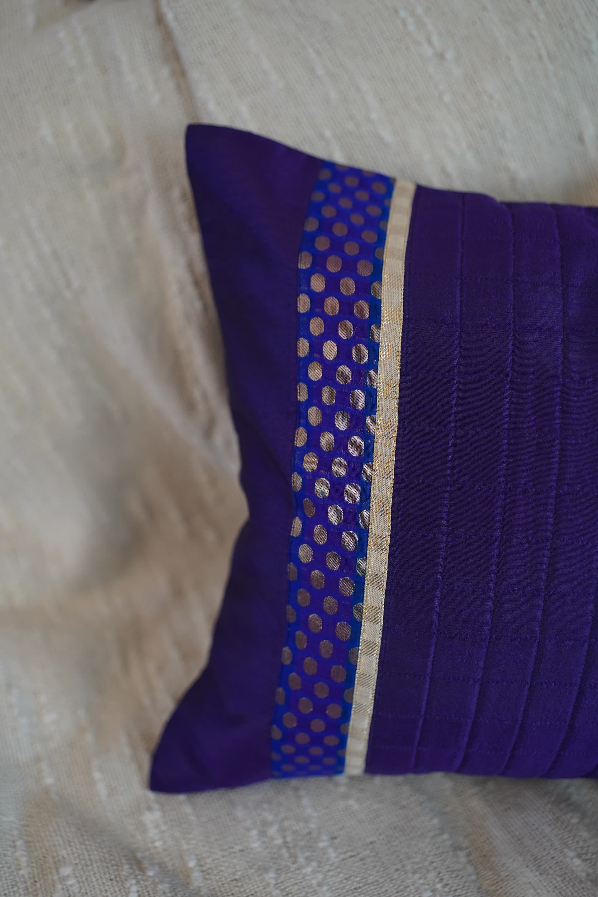 Imperial cushion cover