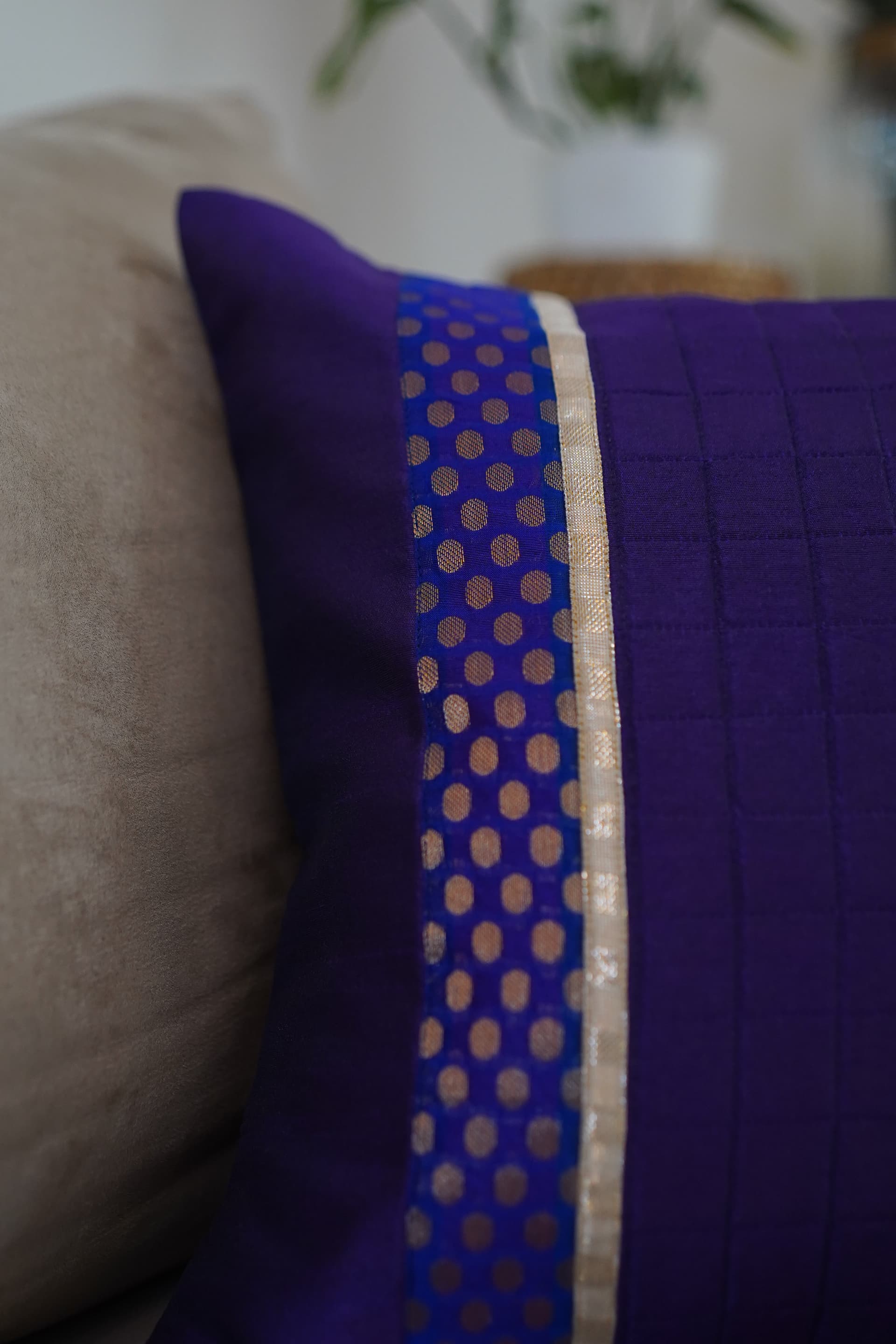 Imperial cushion cover